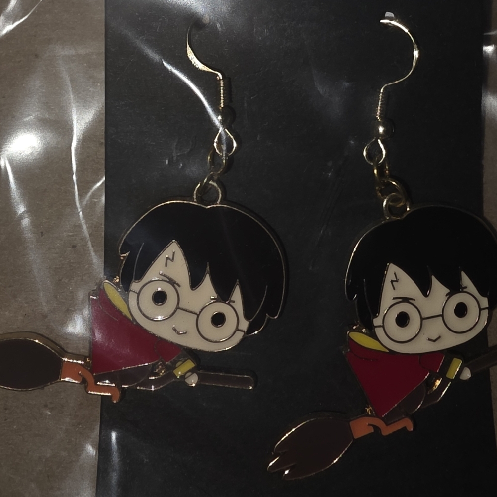 10 for $25!!!Harry Potter earrings new